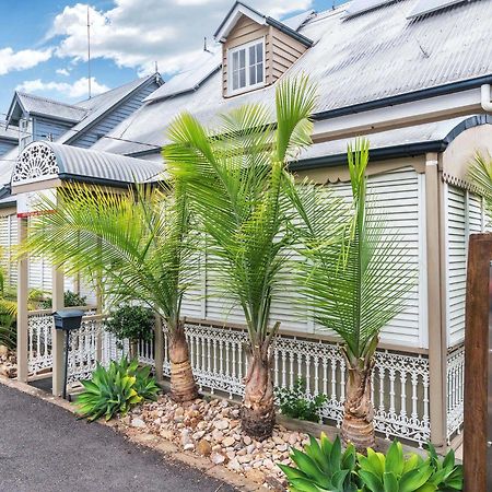 One Thornbury Bed & Breakfast Brisbane Exterior photo