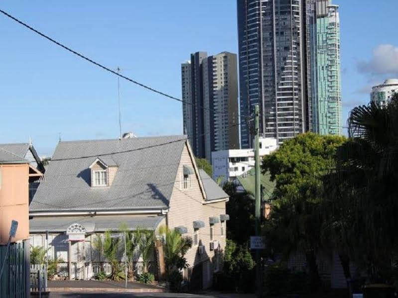 One Thornbury Bed & Breakfast Brisbane Exterior photo